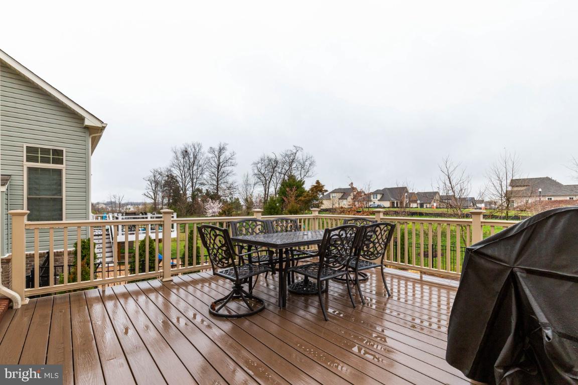 23578 Prosperity Ridge Place Brambleton, VA 20148 - Photo 35 of 42 Great Custom Composite Deck
