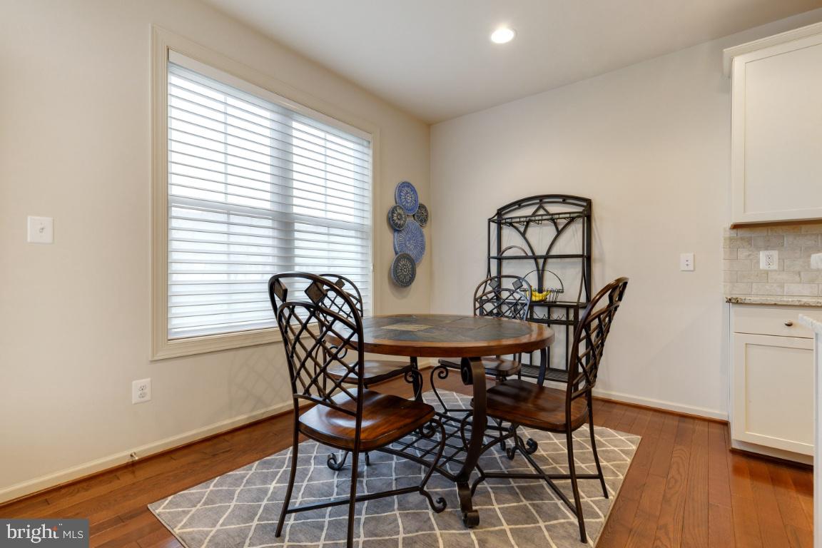 23578 Prosperity Ridge Place Brambleton, VA 20148 - Photo 9 of 42 Breakfast Room