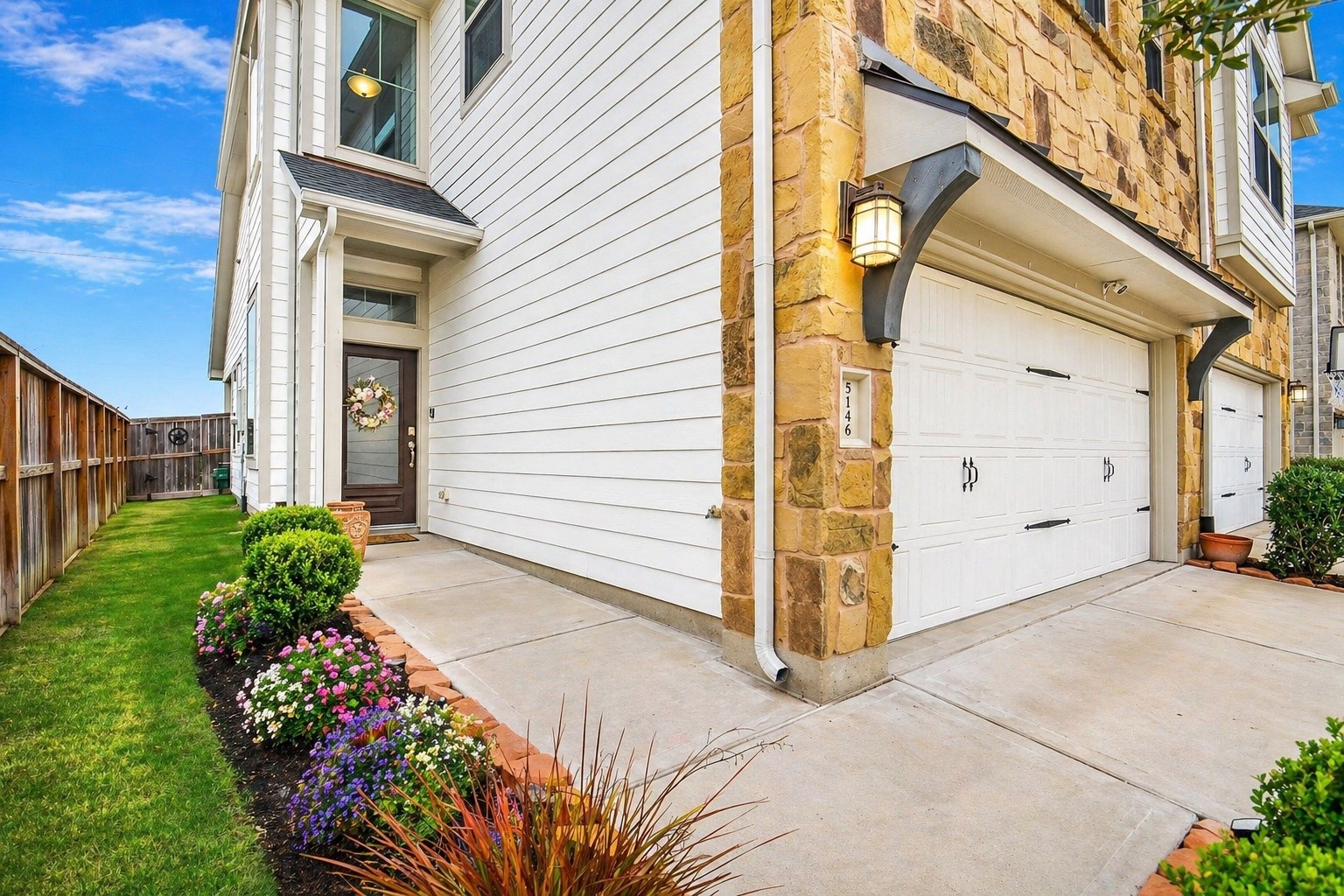 Welcome to the beautiful 5146 Prairie Terrace Lane