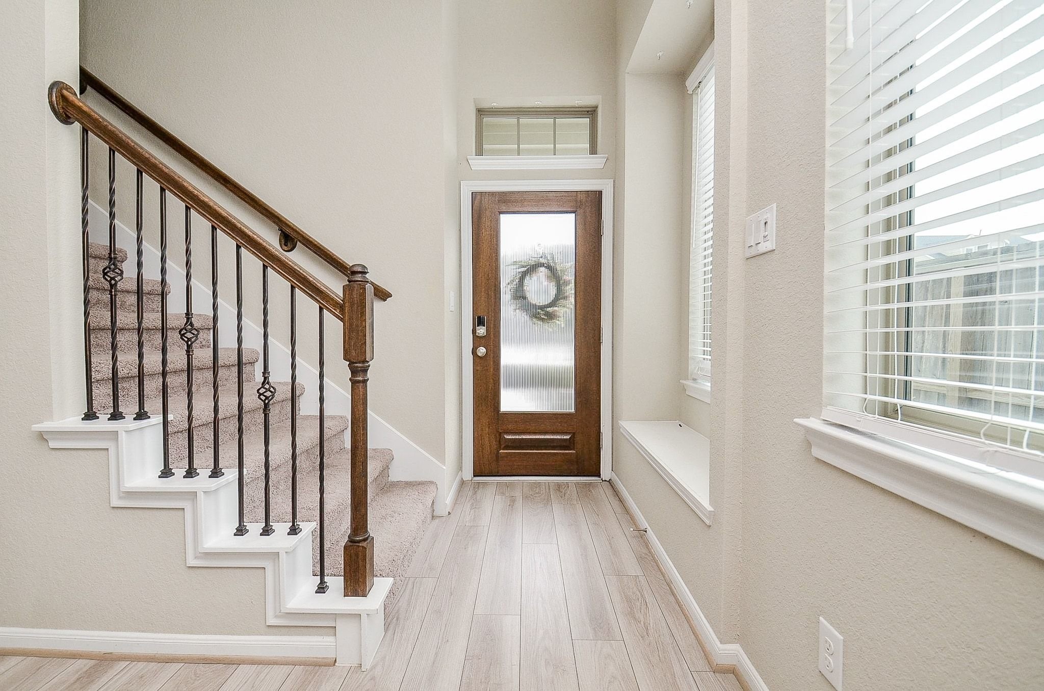 5146 Prairie Terrace Lane Fulshear, TX 77441 - Photo 8 of 26 Open entry way with primary bedroom and main living space all conviently located on the first floor