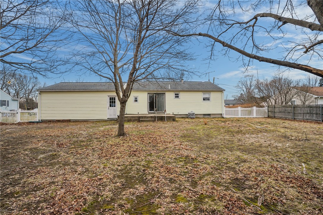 142 Stoneham Drive Woonsocket, RI 02895 - Photo 32 of 33