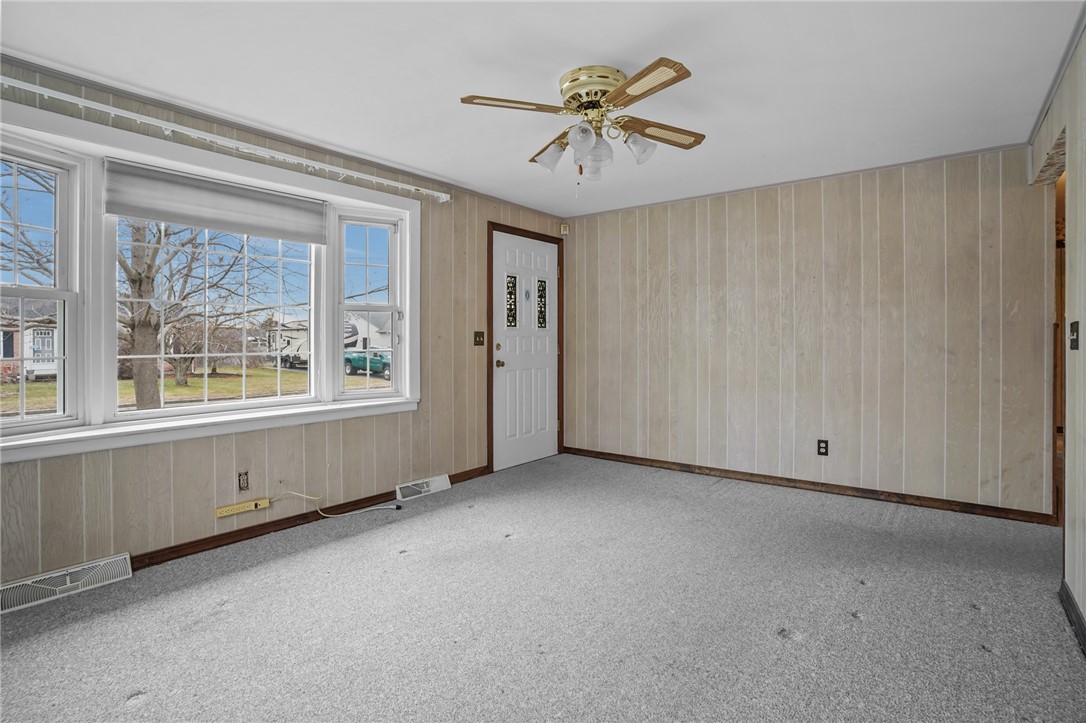 142 Stoneham Drive Woonsocket, RI 02895 - Photo 8 of 33