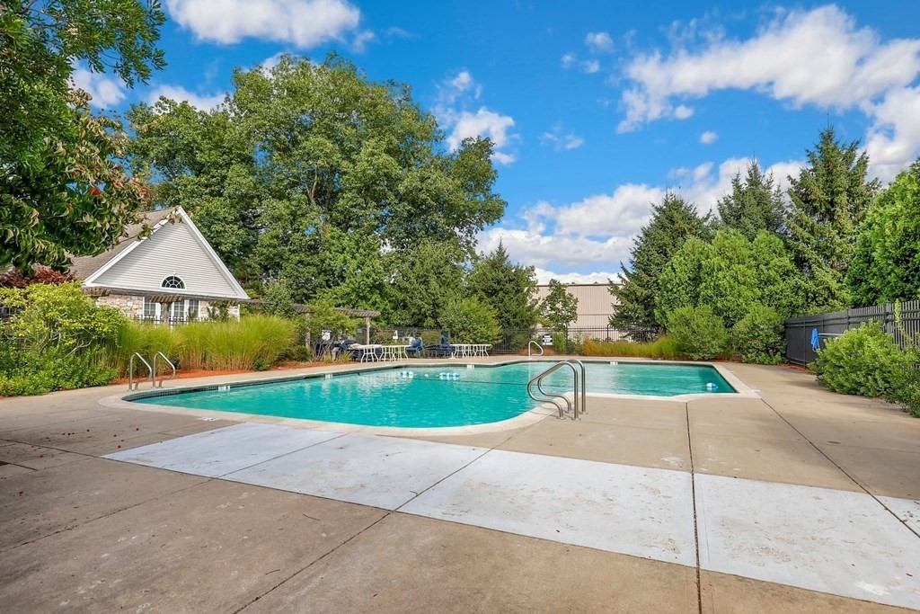 21 Hampshire Road, Unit 216 Methuen, MA 01844 - Photo 31 of 32 Gallery Image 31
