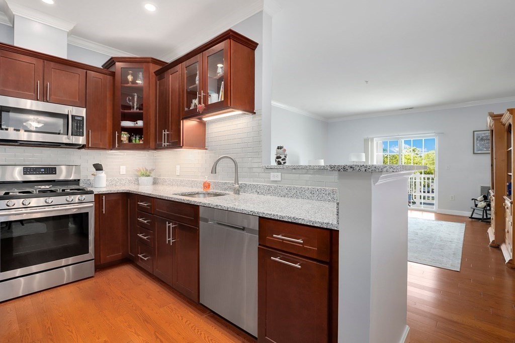 21 Hampshire Road, Unit 216 Methuen, MA 01844 - Photo 8 of 32 Gallery Image 8