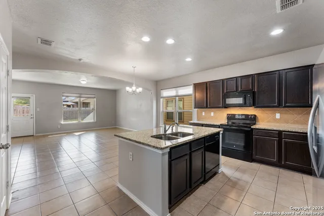 $2,200 | 5710 Abiding Way, San Antonio, TX 78244