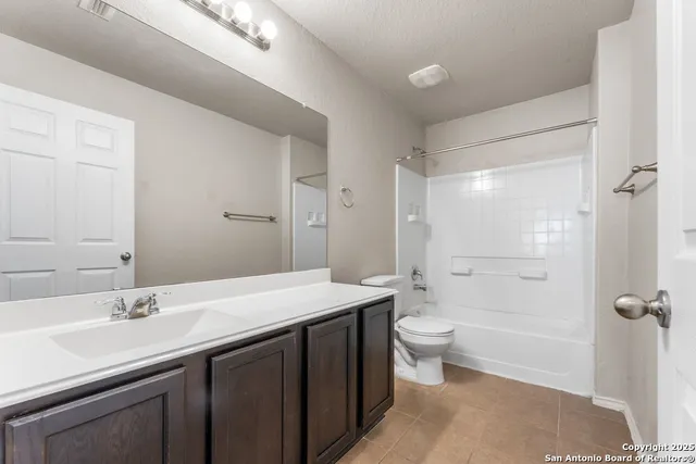 $2,200 | 5710 Abiding Way, San Antonio, TX 78244