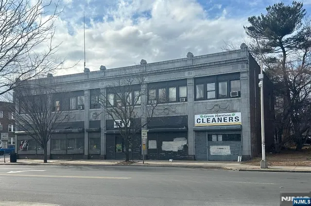 $3,200,000 | 622-634 Central Avenue, East Orange, NJ 07018