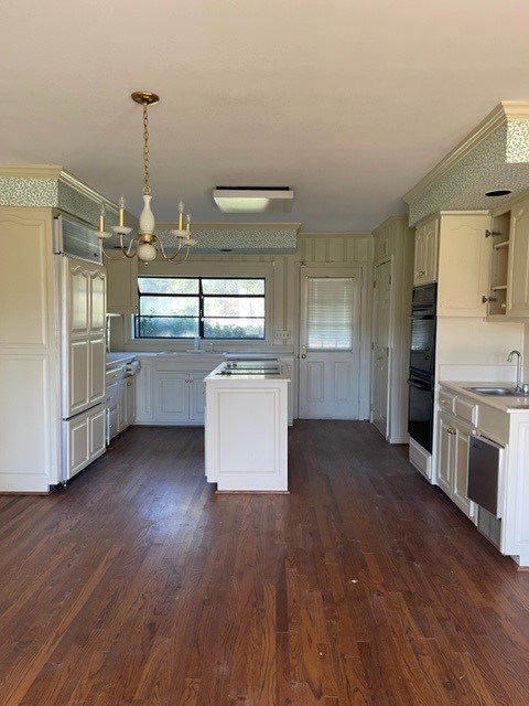 809 George W Towns Road Talbotton, GA 31827 - Photo 4 of 23 a kitchen with stainless steel appliances a refrigerator and a stove top oven