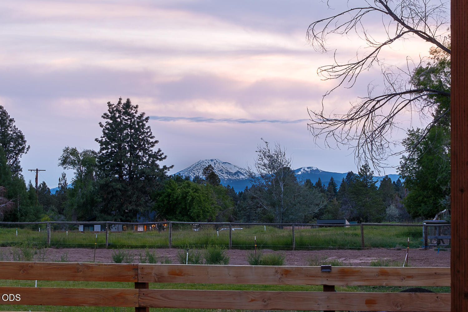 21589 Bear Creek Road Bend, OR 97701 - Photo 40 of 58