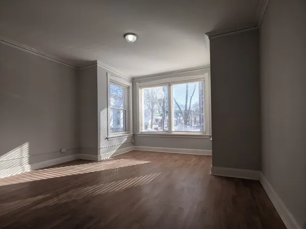 $1,750 | 3700 West Wrightwood Avenue, Unit 1, Chicago, IL 60647