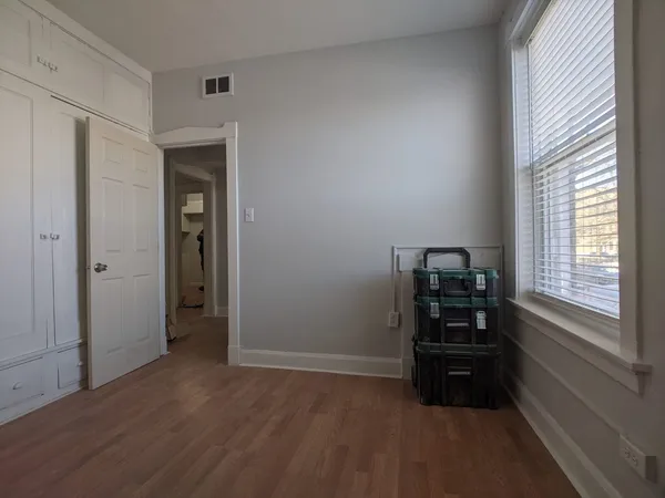 $1,750 | 3700 West Wrightwood Avenue, Unit 1, Chicago, IL 60647