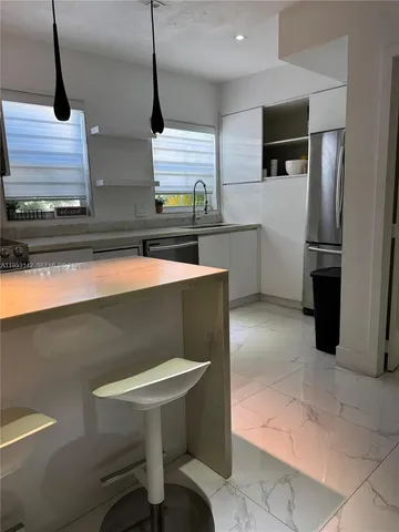 $2,600 | 1614 Jefferson Avenue, Unit 7, Miami Beach, FL 33139