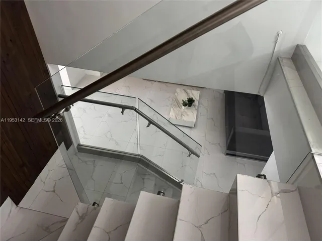 $2,600 | 1614 Jefferson Avenue, Unit 7, Miami Beach, FL 33139