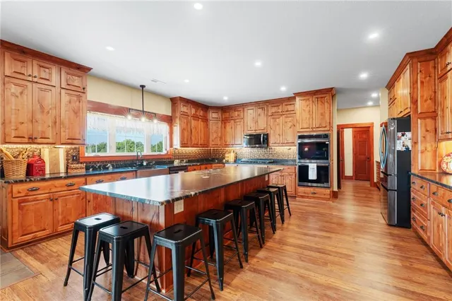 $2,800,000 | 22681 State Highway, Gallatin, MO 64640