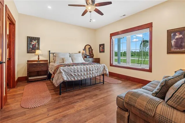 $2,800,000 | 22681 State Highway, Gallatin, MO 64640