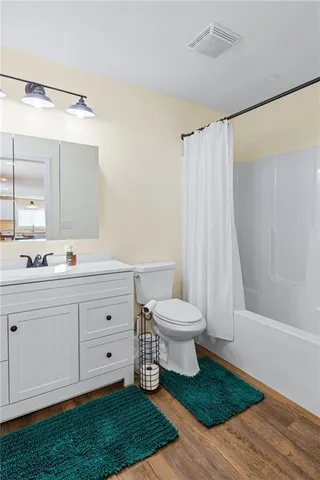 $2,800,000 | 22681 State Highway, Gallatin, MO 64640