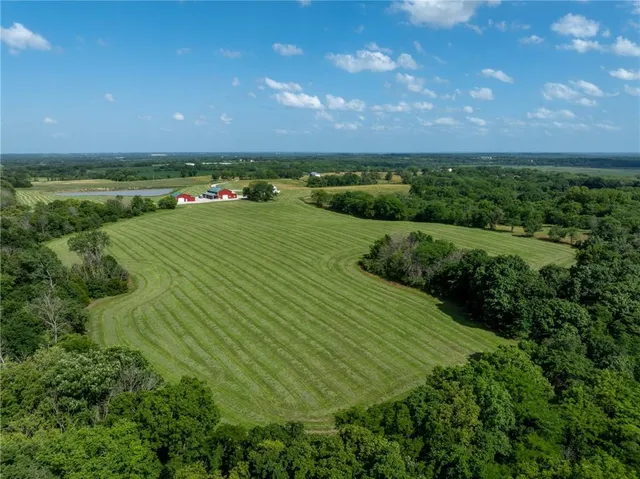 $2,800,000 | 22681 State Highway, Gallatin, MO 64640