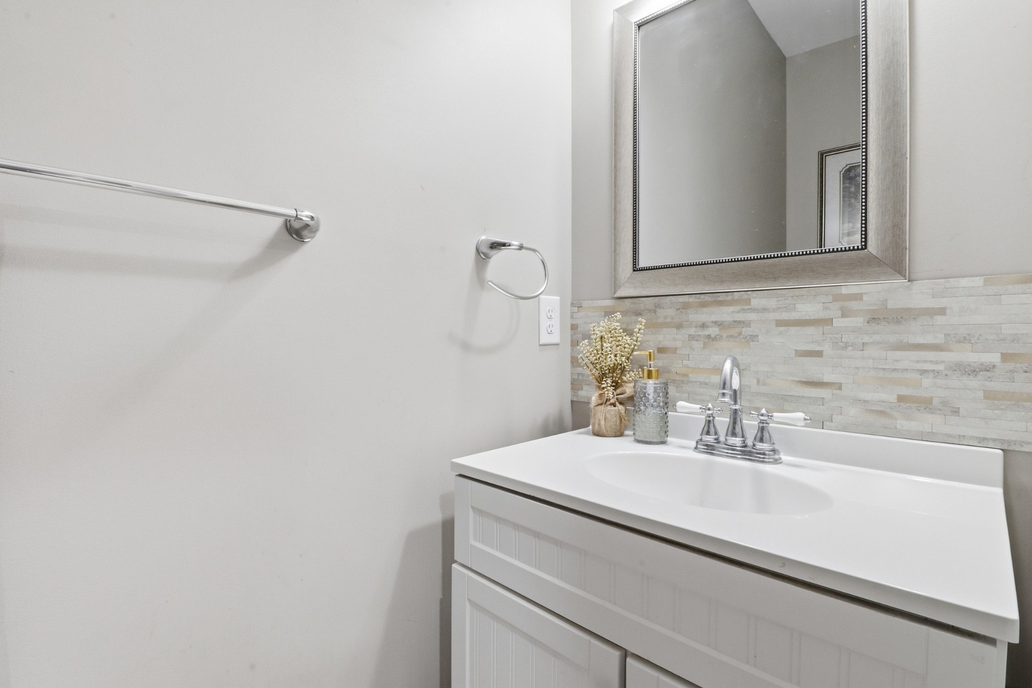 126 Savannah Ridge Murfreesboro, TN 37127 - Photo 19 of 50 a bathroom with a sink and a mirror
