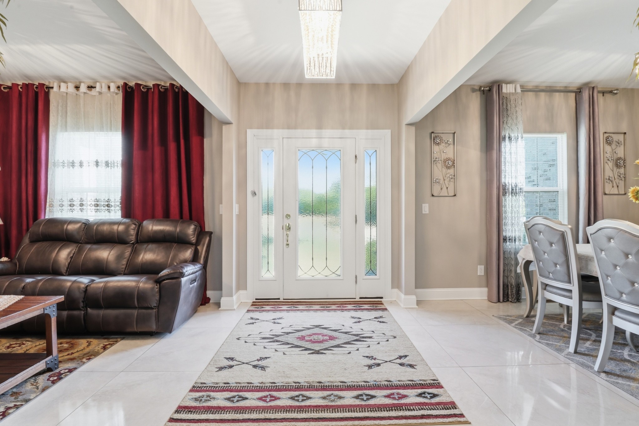 126 Savannah Ridge Murfreesboro, TN 37127 - Photo 7 of 50 a living room with furniture and a rug