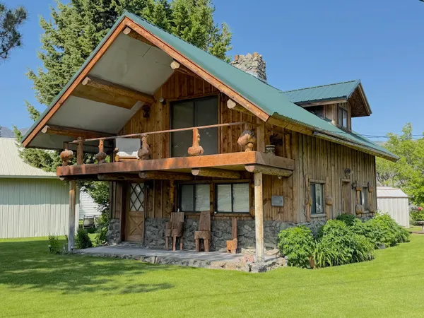 $299,000 | 501 West Pine Street West, Mackay, ID 83251