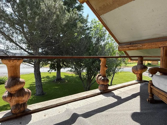 $299,000 | 501 West Pine Street West, Mackay, ID 83251