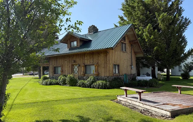 $299,000 | 501 West Pine Street West, Mackay, ID 83251