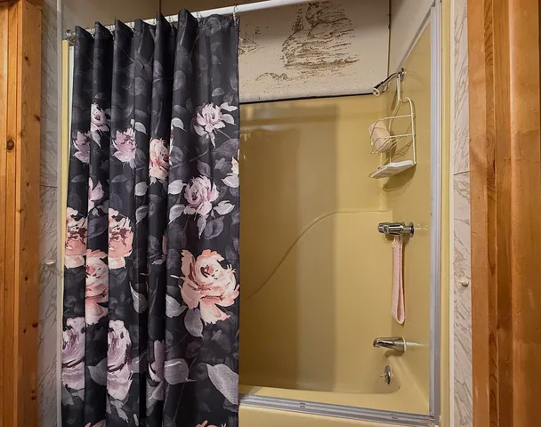 $299,000 | 501 West Pine Street West, Mackay, ID 83251