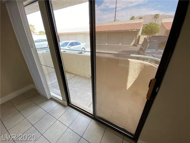 $2,100 | 970 North Sloan Lane, Unit 101, Las Vegas, NV 89110