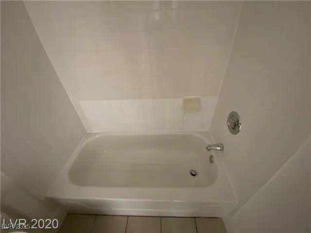 $2,100 | 970 North Sloan Lane, Unit 101, Las Vegas, NV 89110