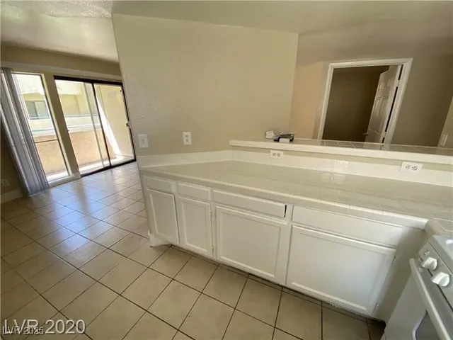 $2,100 | 970 North Sloan Lane, Unit 101, Las Vegas, NV 89110