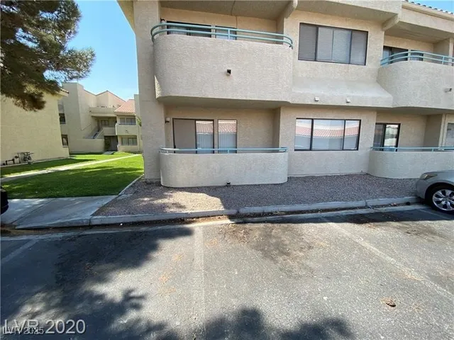$2,100 | 970 North Sloan Lane, Unit 101, Las Vegas, NV 89110