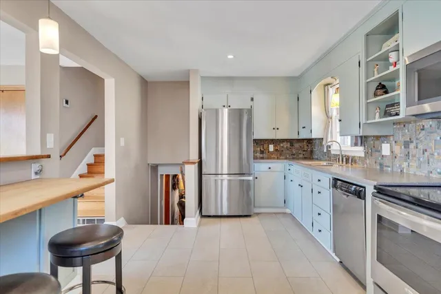 $364,000 | 1511 West Carrollton Avenue, Salem, VA 24153