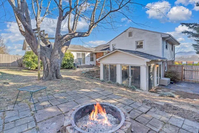 $364,000 | 1511 West Carrollton Avenue, Salem, VA 24153