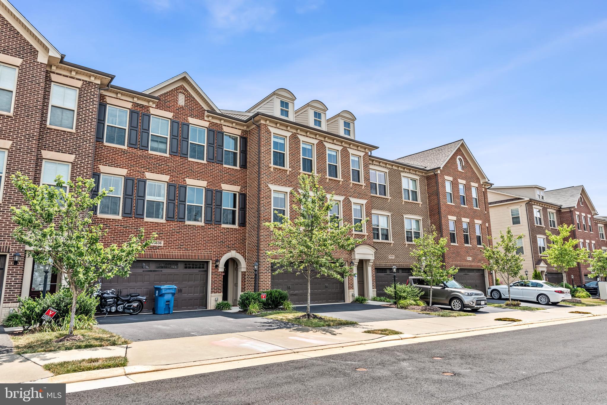 23638 Sailfish Square Brambleton, VA 20148 - Photo 2 of 50