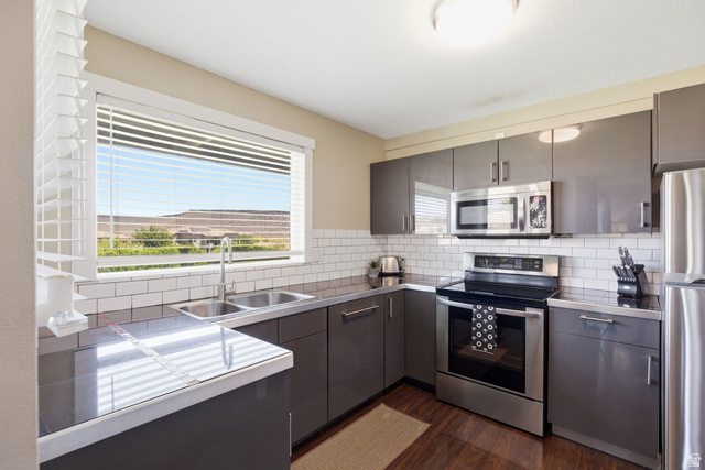 860 South Village Road, Unit R2 St. George, UT 84770 - Photo 12 of 33