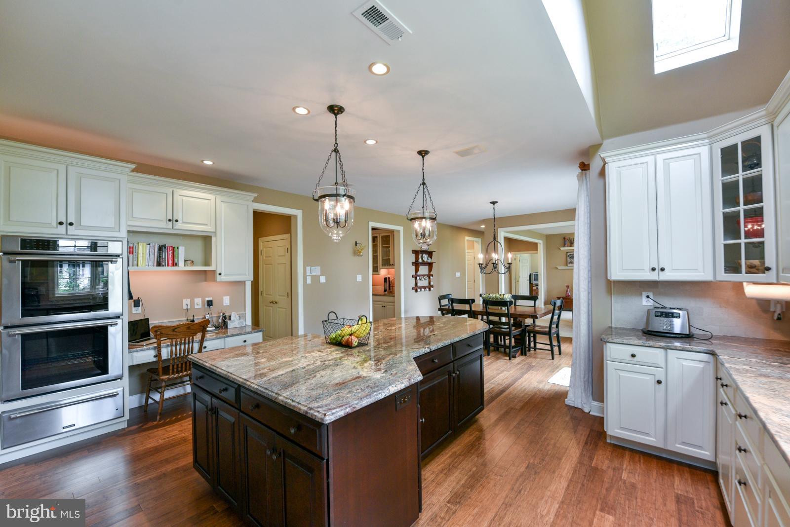 807 Caldwell Road Wayne, PA 19087 - Photo 14 of 54 Eat in Kitchen