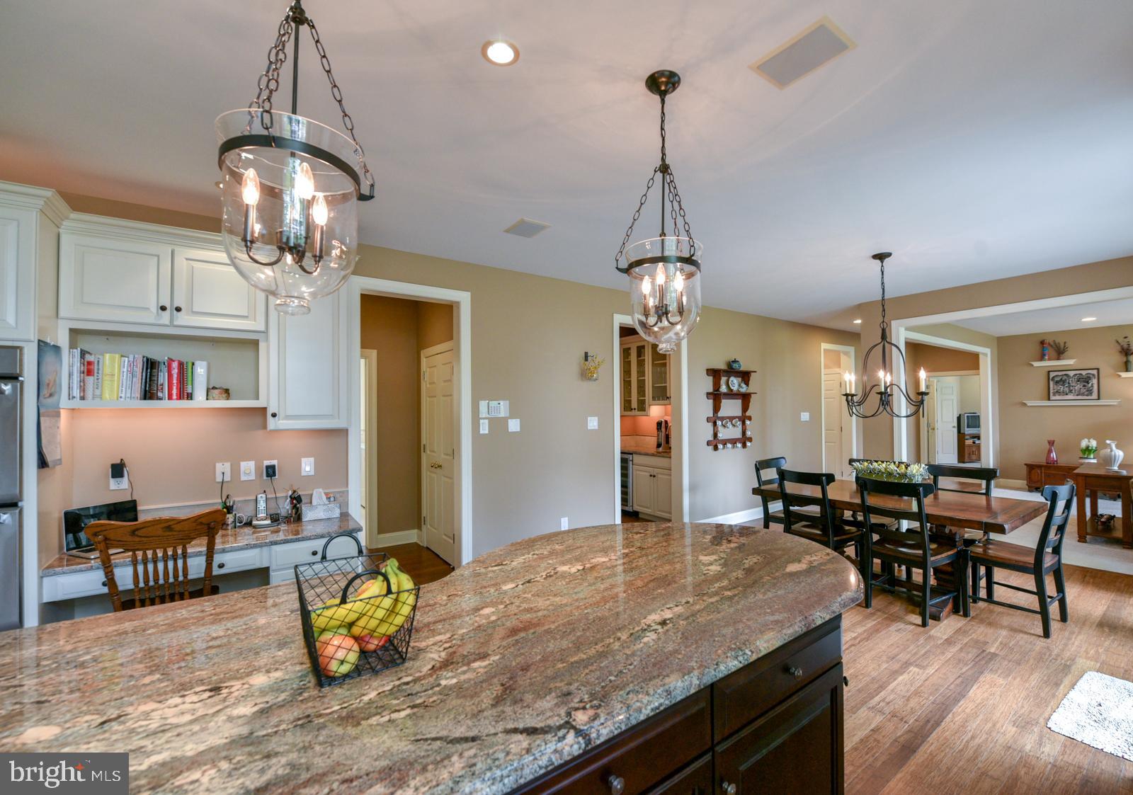 807 Caldwell Road Wayne, PA 19087 - Photo 20 of 54 Kitchen Island