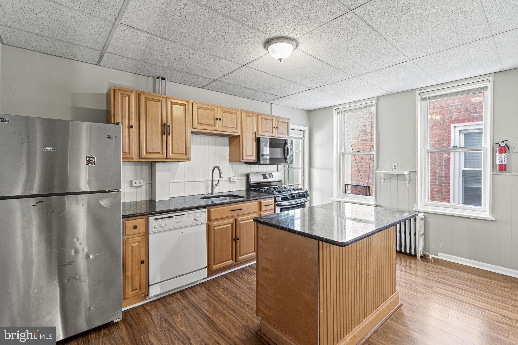 307 Roxborough Avenue Philadelphia, PA 19128 - Photo 9 of 24