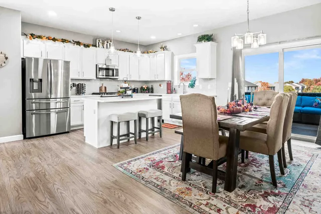 $449,000 | 3103 Fox Creek Road, Bloomington, IL 61705