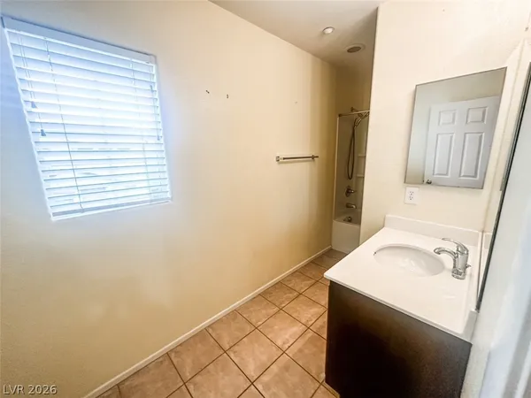 $1,945 | 7333 Camden Pine Avenue, Las Vegas, NV 89129
