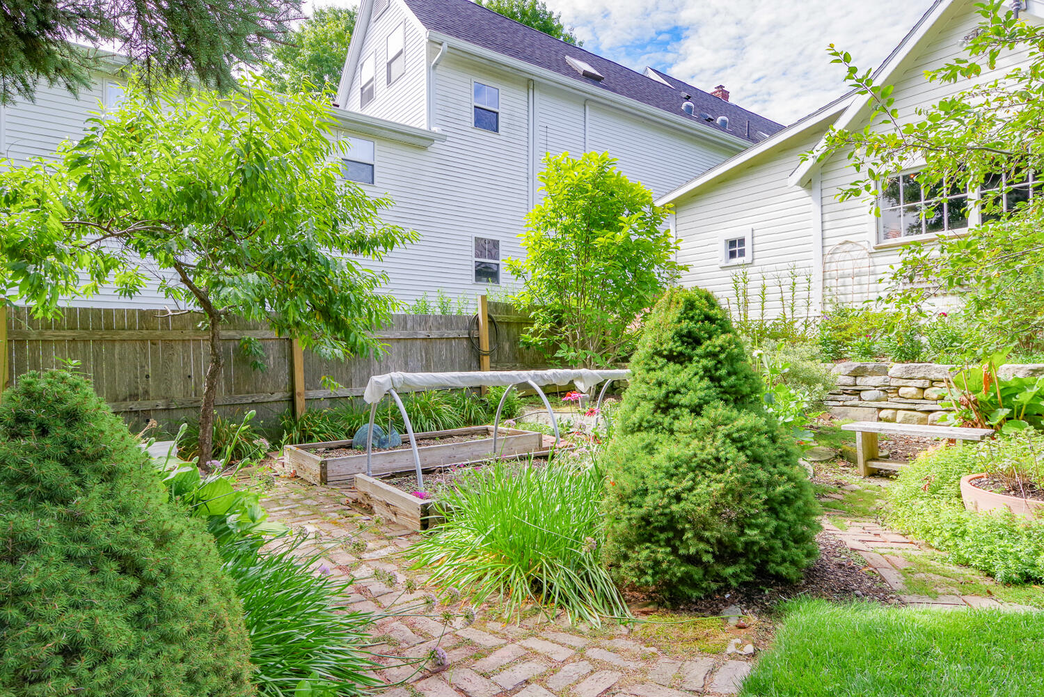 124 Union Street Belfast, ME 04915 - Photo 39 of 50 124 Union St 40-(ZF-7442-96201-1-042)