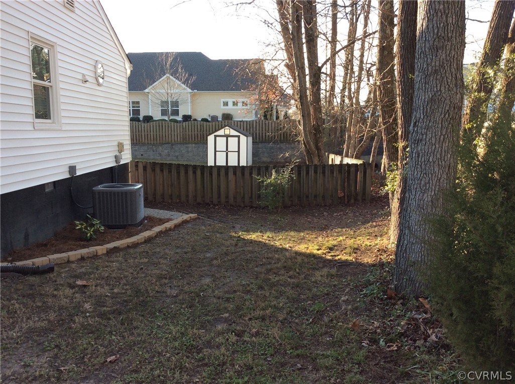 700 Courthouse Road North Chesterfield, VA 23236 - Photo 25 of 47 a view of a back yard of the house