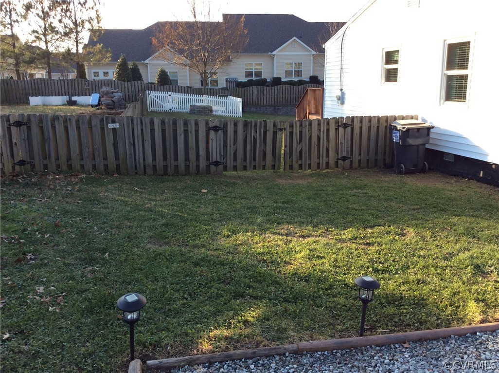 700 Courthouse Road North Chesterfield, VA 23236 - Photo 39 of 47 a house view with a garden