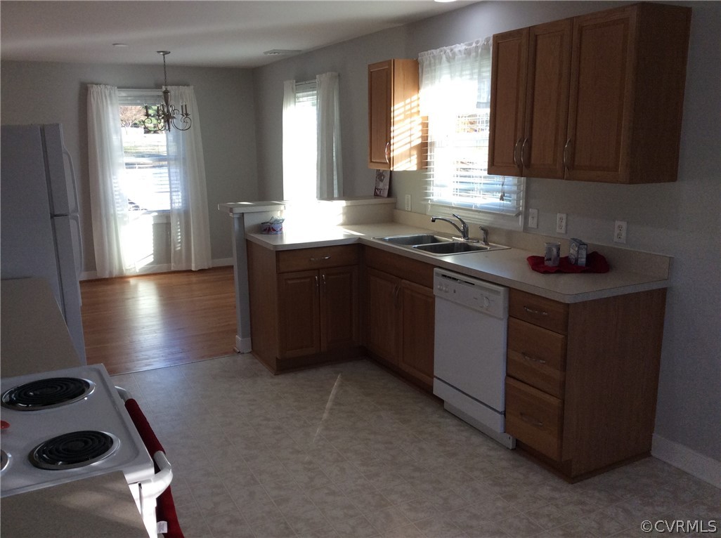 700 Courthouse Road North Chesterfield, VA 23236 - Photo 5 of 47 a kitchen with stainless steel appliances granite countertop a sink stove and cabinets