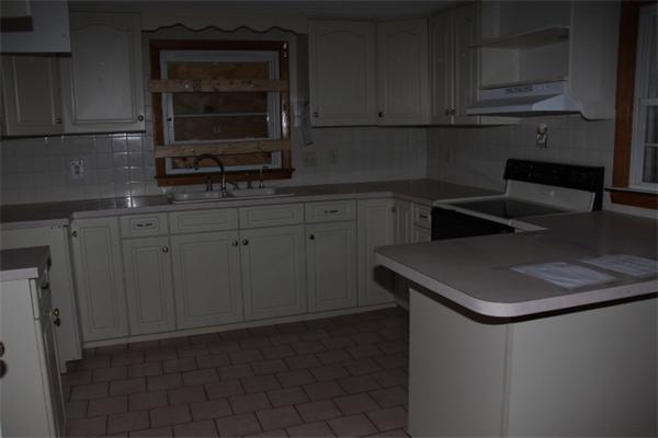 157 Merrimac Avenue Springfield, MA 01104 - Photo 4 of 7 Gallery Image 4
