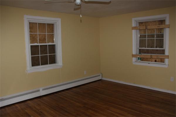 157 Merrimac Avenue Springfield, MA 01104 - Photo 6 of 7 Gallery Image 6