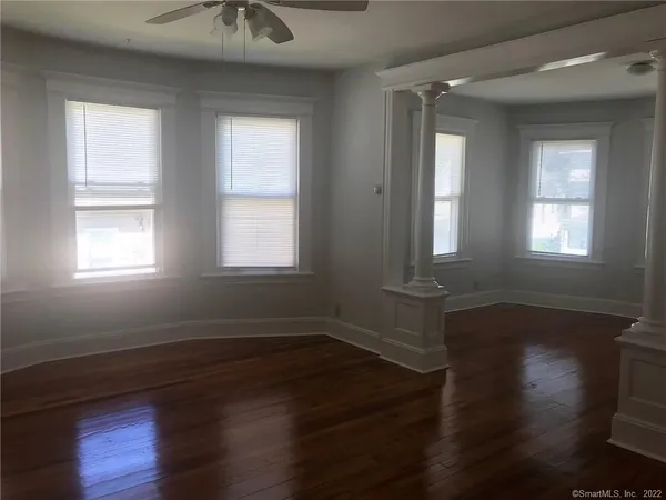 $1,850 | 201 Myrtle Street, Unit 2, Shelton, CT 06484