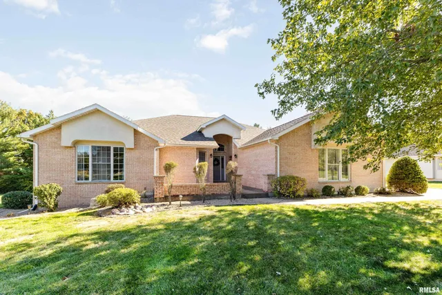 $480,000 | 4330 Bunker Drive, Quincy, IL 62305