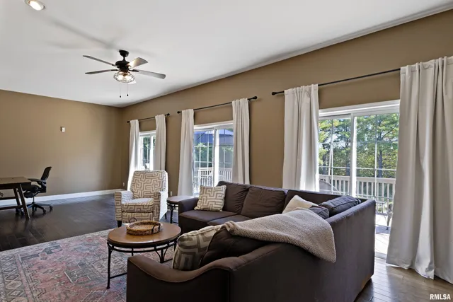 $480,000 | 4330 Bunker Drive, Quincy, IL 62305