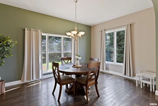 $480,000 | 4330 Bunker Drive, Quincy, IL 62305